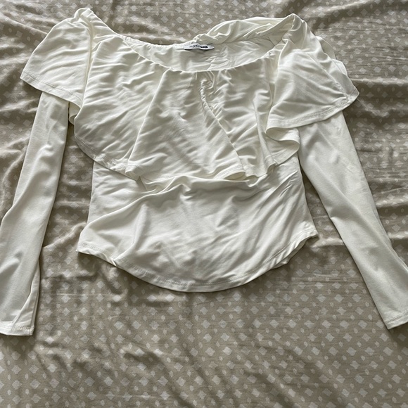 Fashion nova cold shoulder top - Picture 2 of 4